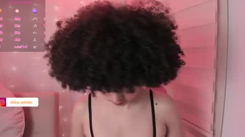 Snapshot of alice_wiinter chatting on 23, 6, 2026 Alice online show from 23, 6, 2026