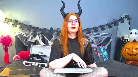 Alice online show from 25, 10, 2025