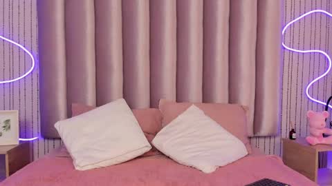 Snapshot of alicecarvajal chatting on 31, 3, 2026 Alice online show from 31, 3, 2026
