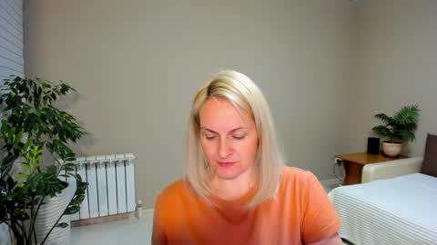 Alicee online show from 23, 1, 2025