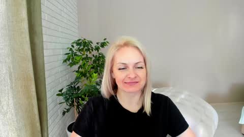 Alicee online show from 8, 2, 2025