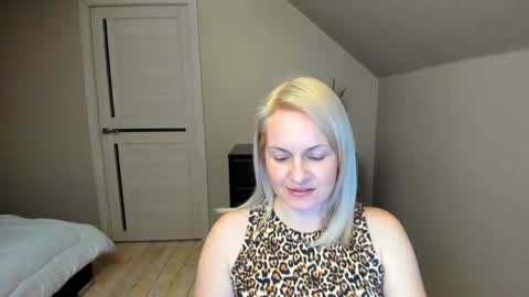 Alicee online show from 12, 2, 2025