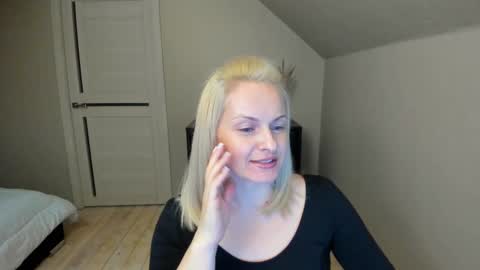 Alicee online show from 13, 2, 2025