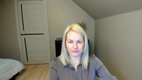 Alicee online show from 16, 2, 2025