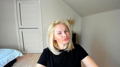 Alicee online show from 27, 2, 2025