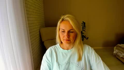 Alicee online show from 22, 9, 2025