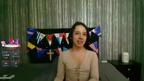 Snapshot of alicee_moonn chatting on 14, 6, 2026 alicee_moonn online show from 14, 6, 2026