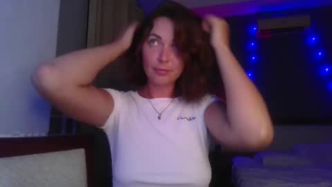 alicehoney_ online show from 11, 4, 2026