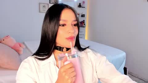 Snapshot of alicekiing_ chatting on 29, 5, 2026 ALICEKIING online show from 29, 5, 2026