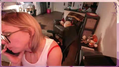 Alice Liddell online show from 19, 12, 2025