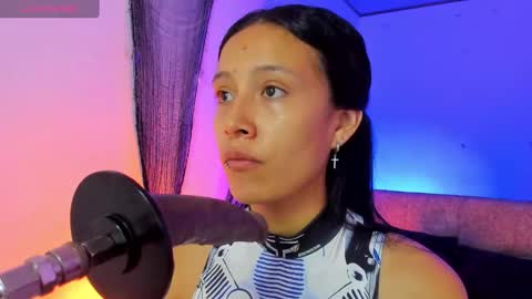 Alicee  online show from 30, 10, 2025