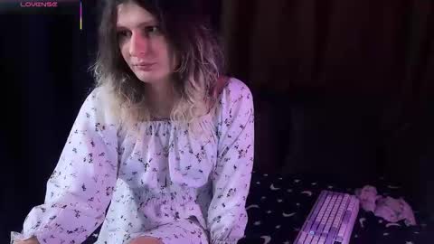 AlicePinkhead online show from 12, 9, 2025