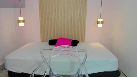 Snapshot of aliceross1 chatting on 15, 5, 2026 AliceRoss online show from 15, 5, 2026