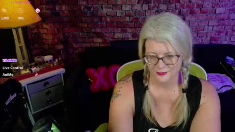 Alices Curiosity online show from 3, 2, 2025