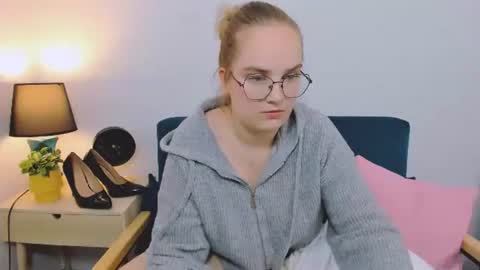 alicesensitive online show from 17, 11, 2025