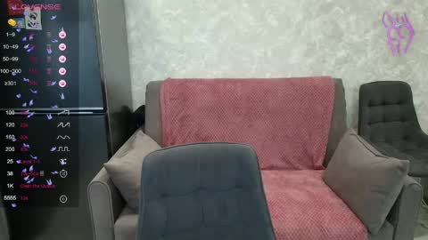 Snapshot of aliceweiss_ chatting on 25, 4, 2026 Alice online show from 25, 4, 2026