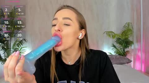 Mia online show from 21, 2, 2025