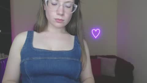 Alicia online show from 22, 2, 2025