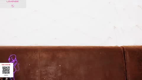 Snapshot of alicia_kitten chatting on 1, 2, 2025 Johnny online show from 1, 2, 2025