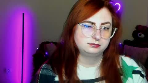 Snapshot of aliciaaared_kis chatting on 24, 4, 2026 Alicia online show from 24, 4, 2026