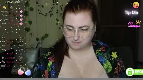Snapshot of aliciaaared_kis chatting on 12, 5, 2026 Alicia online show from 12, 5, 2026