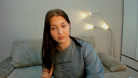 Snapshot of aliciacollinss chatting on 6, 6, 2026 Aliciacollinsss online show from 6, 6, 2026