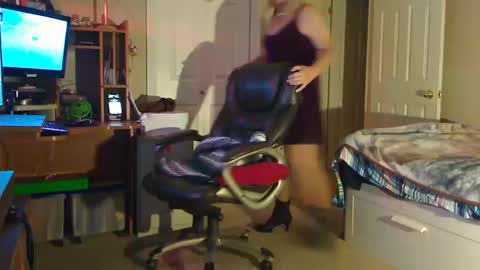 Snapshot of aliciadehart181 chatting on 12, 10, 2025 Alicia deHart Help me reach 1000 Followers. Its FREE online show from 12, 10, 2025