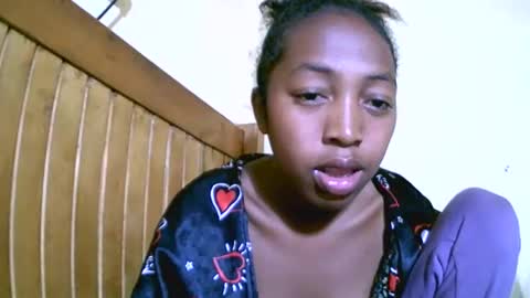 alicianah online show from 24, 9, 2025