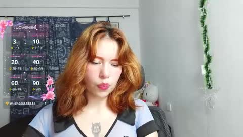 aliciia_23 online show from 6, 2, 2026