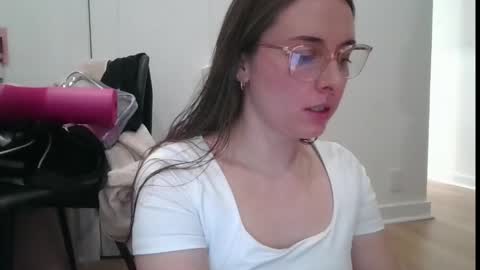 alicjateenpolish online show from 2, 6, 2026