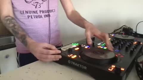 busco rockera online show from 16, 2, 2025