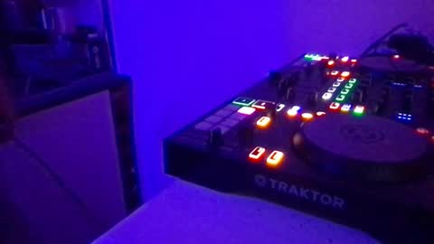 busco rockera online show from 3, 3, 2025