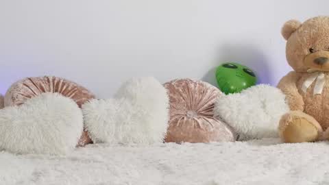 Snapshot of alieness chatting on 28, 11, 2025 Alieness Ivy online show from 28, 11, 2025