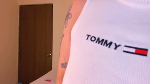 aliice_69 online show from 16, 12, 2024