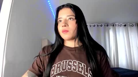 Snapshot of aliice_walker_ chatting on 20, 10, 2025 aliice_walker_ online show from 20, 10, 2025