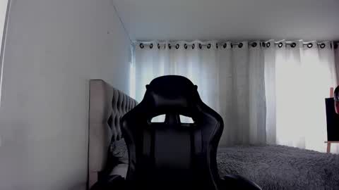 Snapshot of aliice_walker_ chatting on 24, 11, 2025 aliice_walker_ online show from 24, 11, 2025