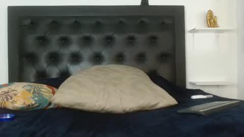 alika_jonhson_ online show from 29, 10, 2025