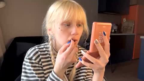 Snapshot of alikubeika chatting on 27, 3, 2026 Milana online show from 27, 3, 2026