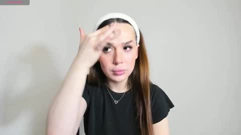 alina_39 online show from 18, 10, 2025