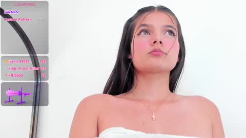 Snapshot of alina_cute18 chatting on 11, 12, 2024 alina online show from 11, 12, 2024