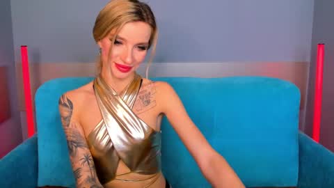 Snapshot of alina_lovelyx chatting on 27, 1, 2025 Alina online show from 27, 1, 2025