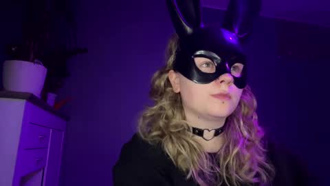 Snapshot of alinahotgirl chatting on 3, 6, 2026 Alina online show from 3, 6, 2026