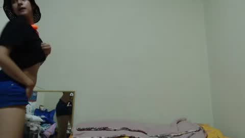 Snapshot of alinawoolf_ chatting on 25, 6, 2026 Ali online show from 25, 6, 2026