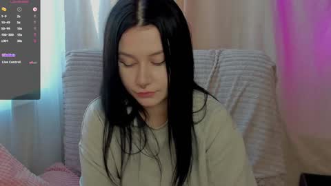 Aline Greeeen online show from 13, 1, 2025