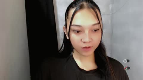 Snapshot of alisa_kiss_ chatting on 17, 10, 2025 Shanti xhey online show from 17, 10, 2025