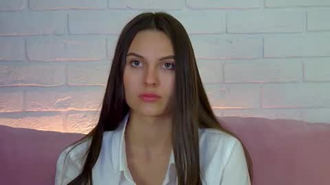 Snapshot of alisaversailles chatting on 28, 9, 2025 AlisaVersailles online show from 28, 9, 2025