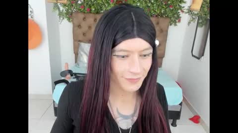 alishaa_nixx online show from 8, 3, 2025