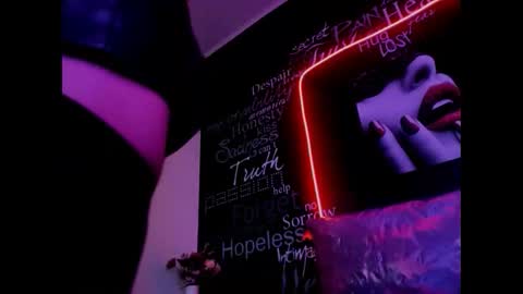 alishaa_nixx online show from 26, 9, 2025