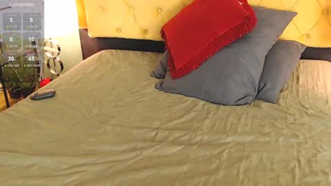 Snapshot of alishaweir chatting on 2, 12, 2024 Luna online show from 2, 12, 2024