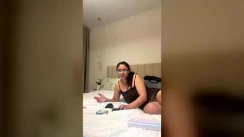 Snapshot of alisiaamilf chatting on 20, 6, 2026 Alicia online show from 20, 6, 2026